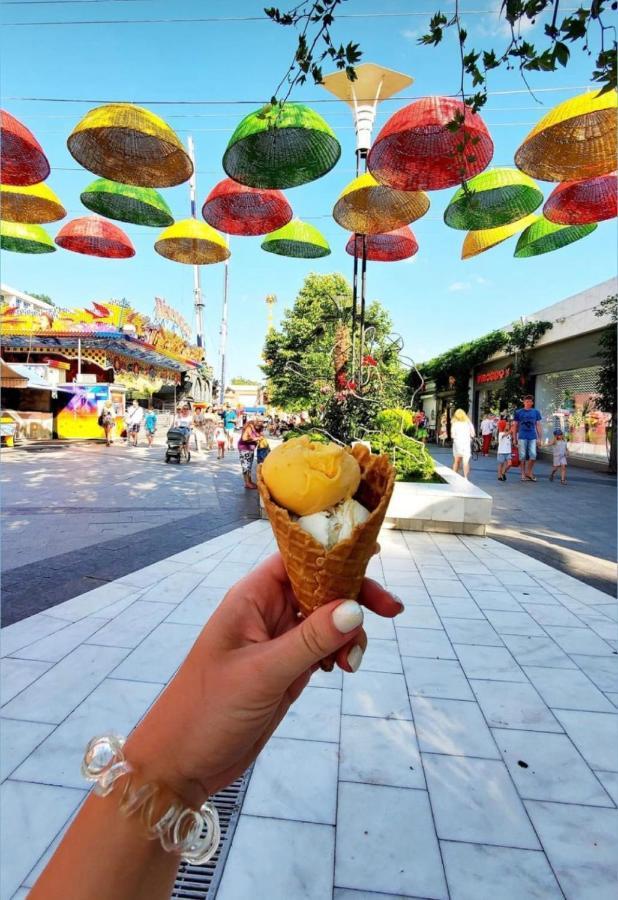 Студия С Видом На Море Plaza Odessa Dış mekan fotoğraf